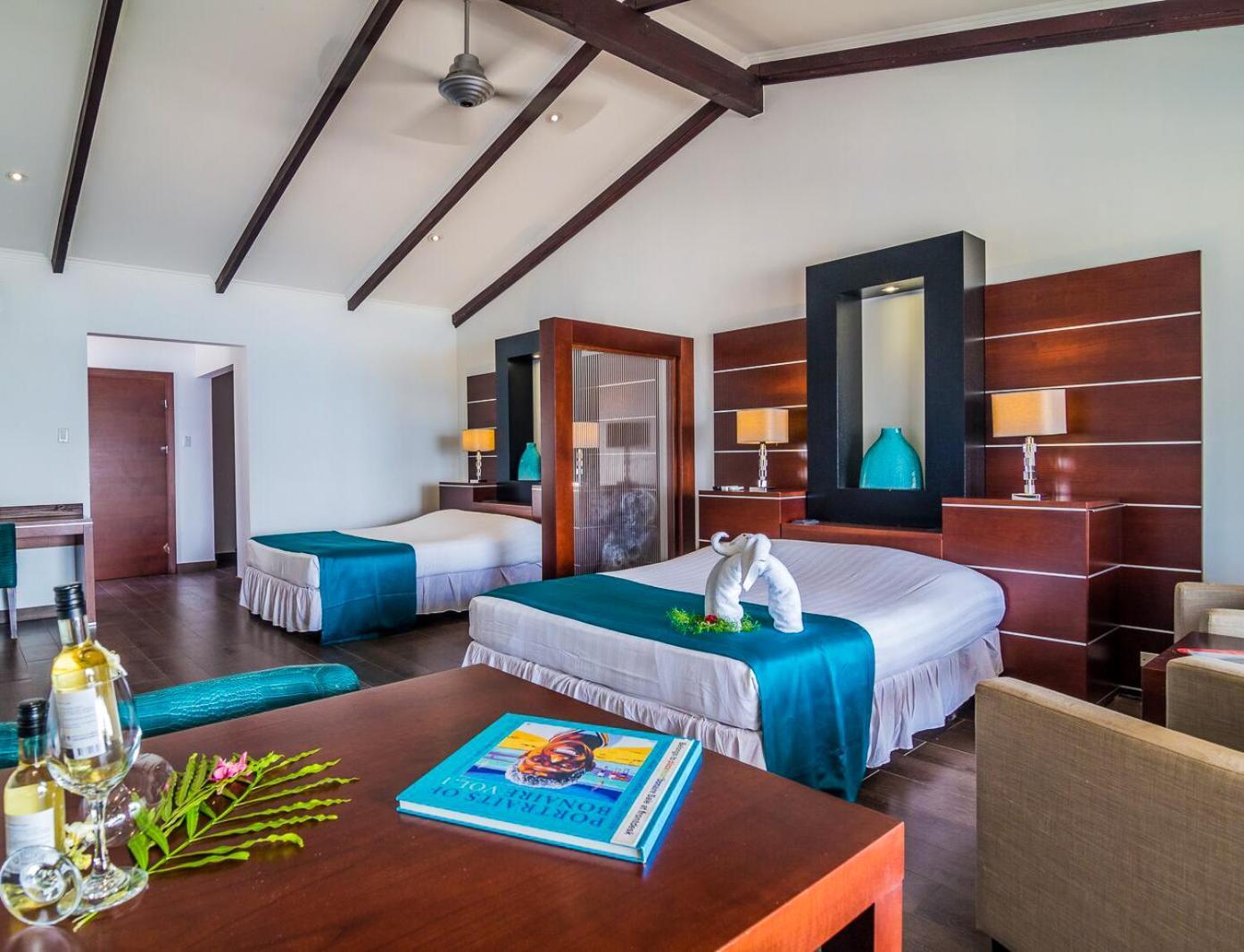 Van Der Valk Plaza Beach & Dive Resort Bonaire クラレンダイク エクステリア 写真