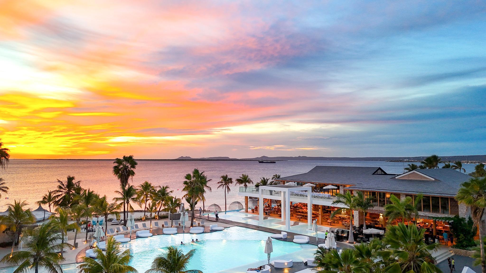 Van Der Valk Plaza Beach & Dive Resort Bonaire クラレンダイク エクステリア 写真