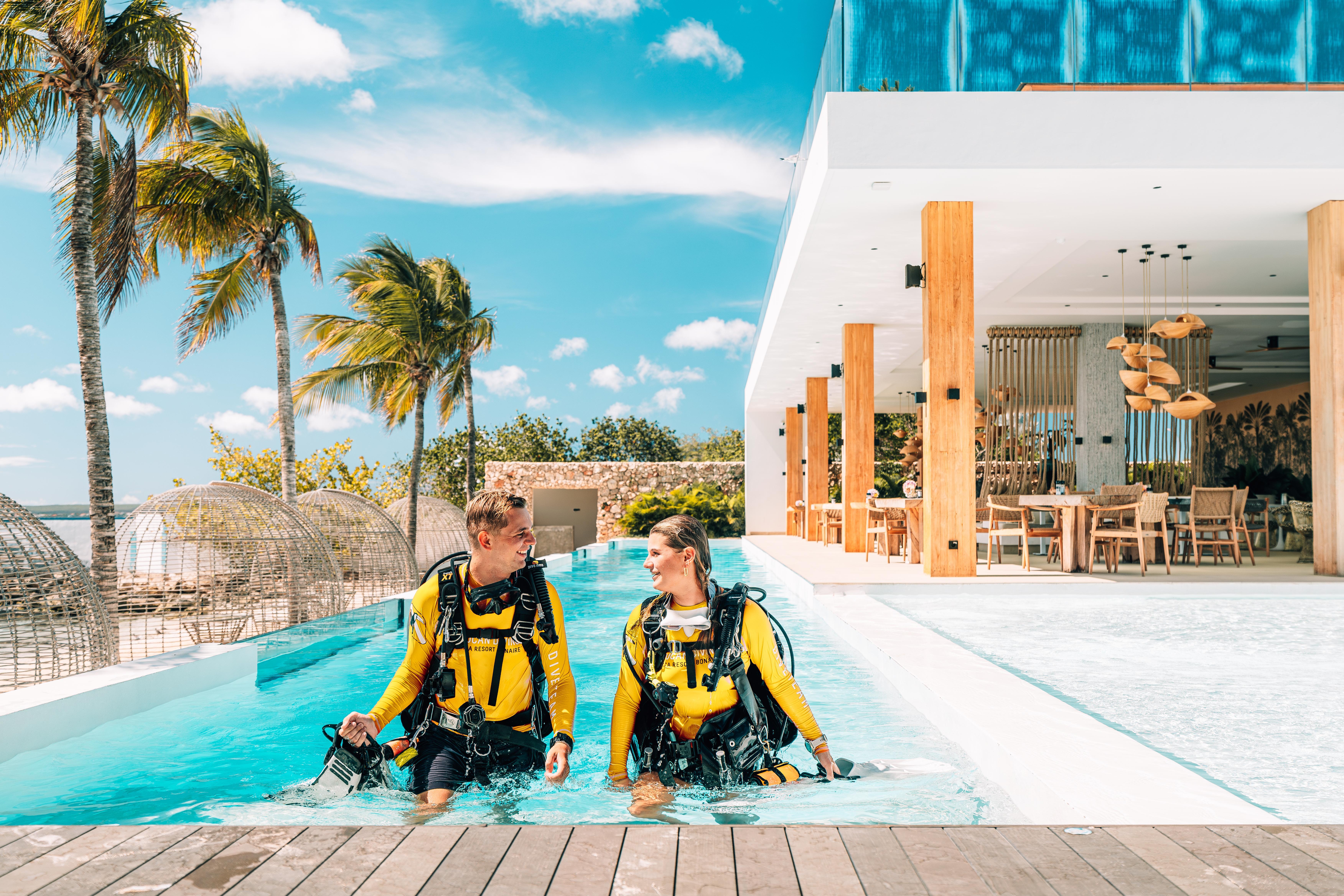 Van Der Valk Plaza Beach & Dive Resort Bonaire クラレンダイク エクステリア 写真